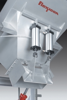 Transferring Multiple Bulk Materials Without Cross Contamination